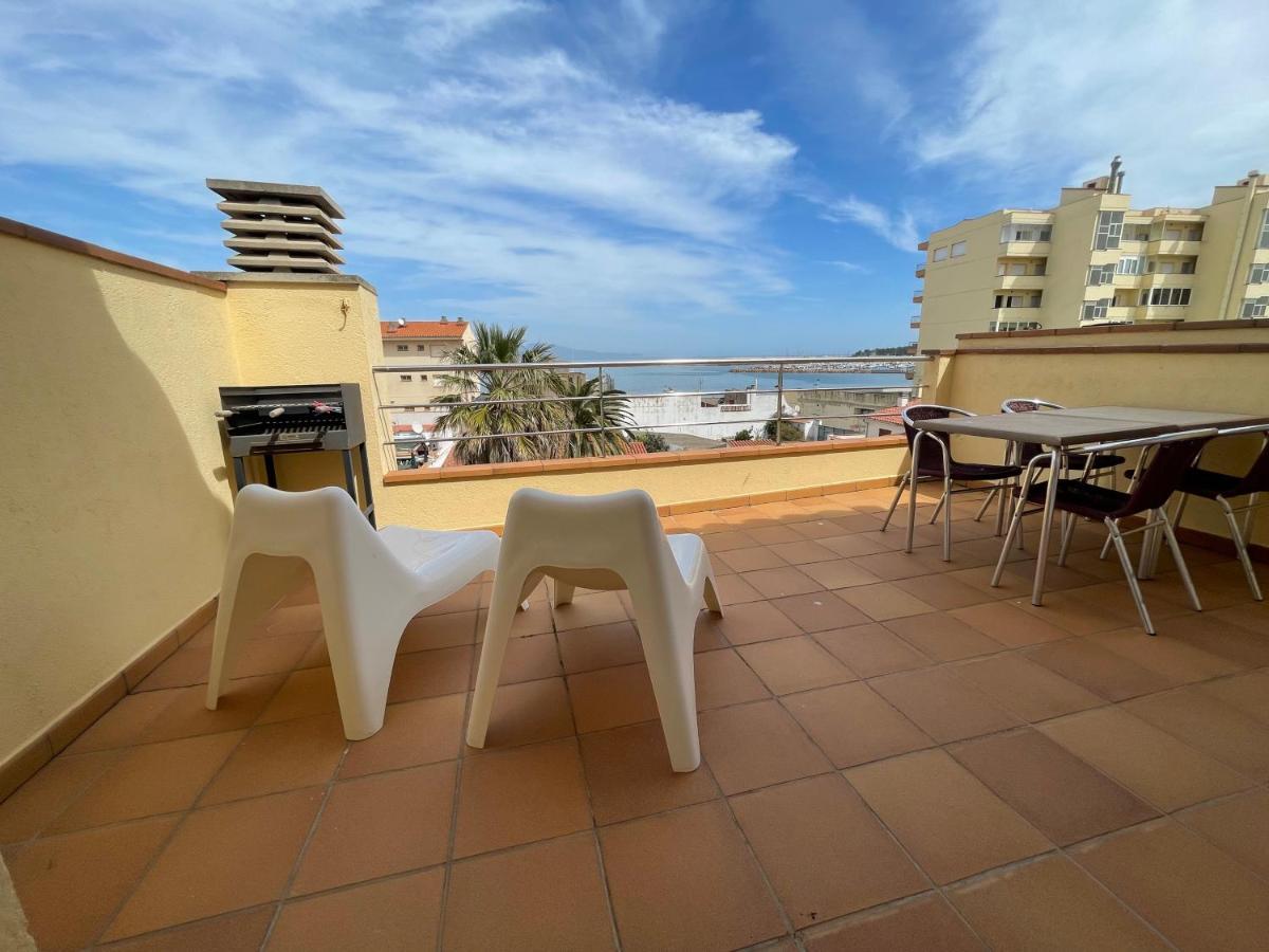 Mona Apartment L' Escala Екстериор снимка